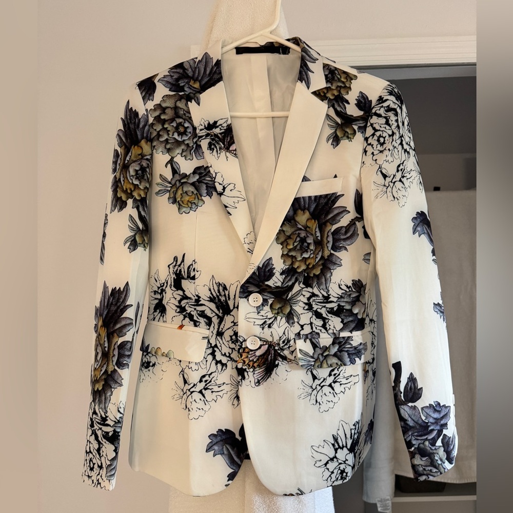 Men’s Single Breasted White Floral Suit Blazer Jacket Size 30 for Prom Party